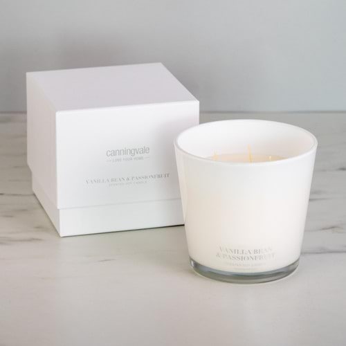 Large Scented Soy Wax Candle - Vanilla Bean & Passionfruit