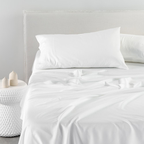 carrara-white