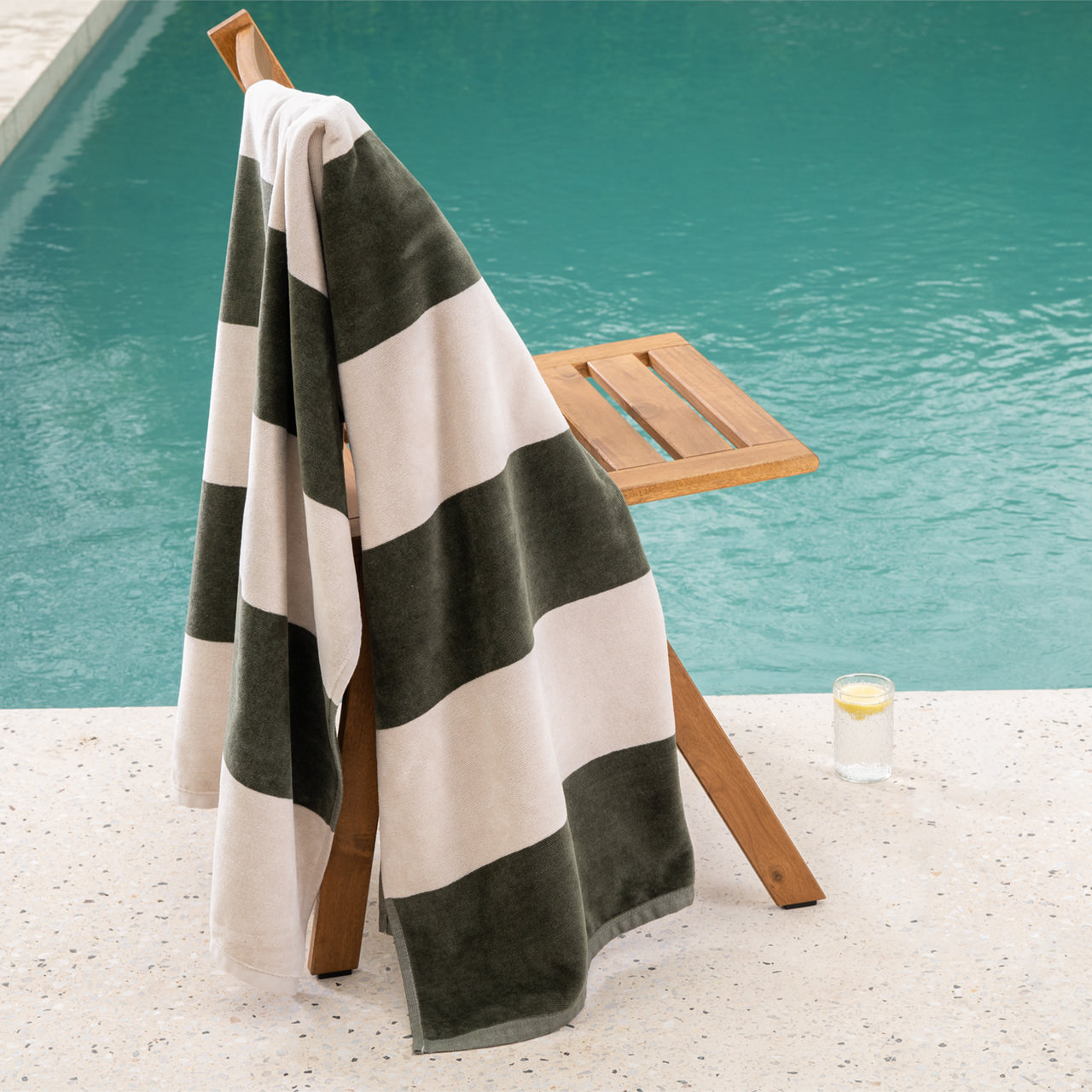 Sorrentina Velour Beach Towel - Cala Olive