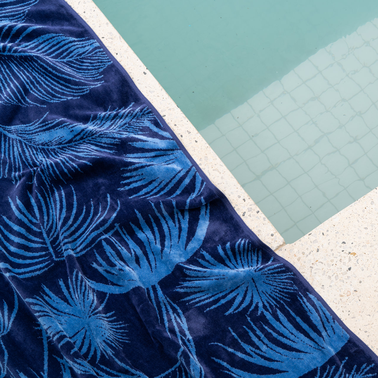 Sorrentina Velour Beach Towel - Palm Beach