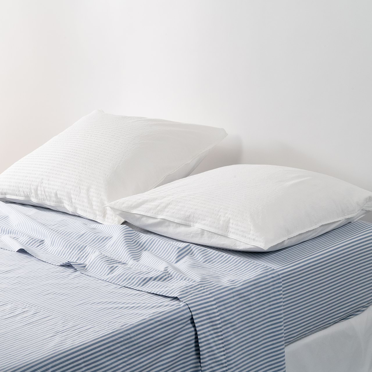 Cotton Seersucker White European Pillowcase Pair - Modella